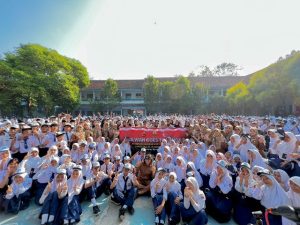 Polwan Cantik Goes to School ke Sekolah di Subang Kota