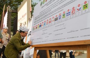 Gubermur Jabar dan Parpol Tandatangani Deklarasi Pemilu Damai 2024 