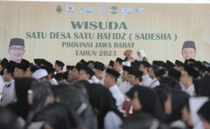 Gubernur Ridwan Kamil Wisuda 2.000 Penghafal Al-Qur’an Program Sadesha