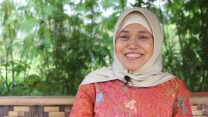 Mengenal Sosok Tri Mumpuni, ‘Wanita Listrik’ yang Terangi Pelosok Desa Terpencil