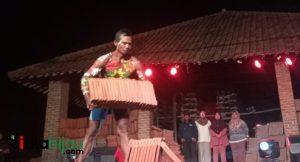 Jaga Eksistensi Genteng, Jatiwangi Art Factory Gelar Binaraga Jebor Antar Pekerja