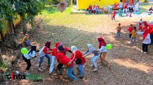 Bunda dan Anak Berebut Kemerdekaan di Golden Age Subang