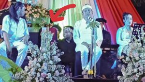 Kursi Kosong Berhias Bunga di Safari Cinta, Disiapkan Untuk Sosok yang Bikin KDM Menangis