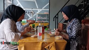 Warung Bambu Subang, Kuliner Lokal dengan 1001 Menu Makanan Khas