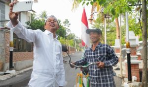 Demi Bertemu Dedi Mulyadi, Buruh Tani Ini Kayuh Ontel Sembilan Hari ke Subang