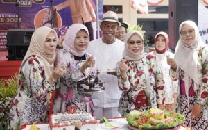 Bupati Subang Launching Dua Makanan Khas Cibogo di Milangkala Ke-37