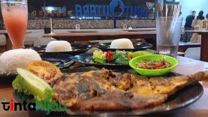 Menikmati Varian Rasa Etong di Laut Utara Seafood Subang, Mulai dari Rp10 Ribu