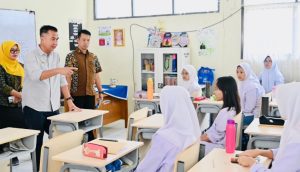 Bey Machmudin: Kegiatan Pengolahan Sampah Dimulai dari Tingkat Sekolah