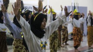 KPU Majalengka Ajak Santri Al Mizan Jatiwangi Nobar Film Kejarlah Janji