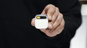 AI Pin Wearable, Punya Potensi untuk Gantikan Smartphone