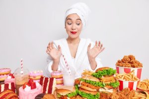 Waspada! Potensi Ancaman Kesehatan Tersembunyi Saat Kita Terlalu Banyak Makan