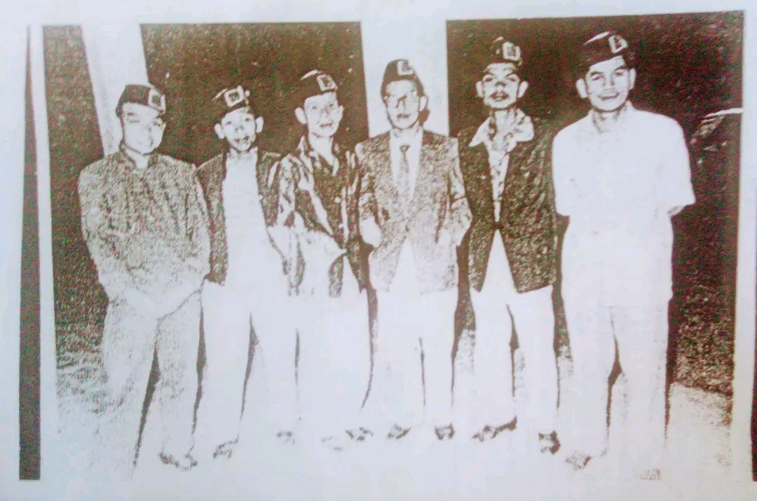 Bari Lukman bersama rekan wartawan di Bandung