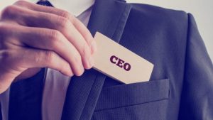 Apakah Seorang CEO Harus Aktif di Media Sosial?