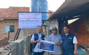 DAHANA Berikan Bantuan Sarana Air Bersih untuk Warga Cikareo Subang
