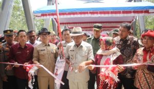 Bupati Subang Resmikan Jembatan Kahuripan di Pagaden Barat