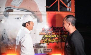 Ngefans dengan Prabowo, Sopir Truk Ini Rela Tunda Menikah Sampai Idolanya Menang Pilpres