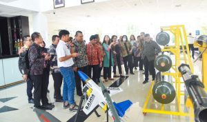 Ketika Para Diplomat Mengunjungi Industri Bahan Peledak DAHANA di Subang