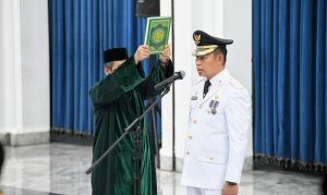 Bey Machmudin Lantik Asmawa Tosepu sebagai Penjabat Bupati Bogor