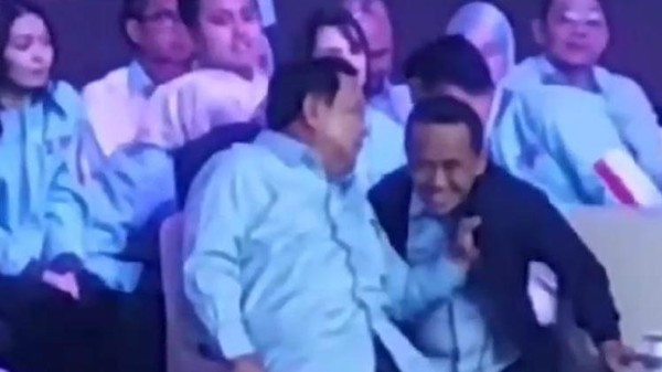 Bahlil Angkat Bicara Pasca Videonya Beredar, Bantah Ditarik Prabowo Saat Debat Cawapres
