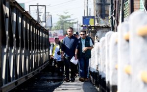 Gak Bahaya Tah, Kondisi Jembatan Citarum Lama di Dayeuhkolot Mulai Retak