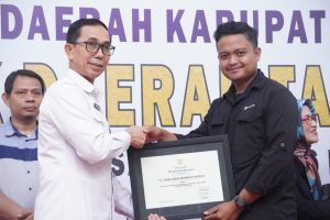 Bapenda Subang Reward Kepada Belasan Wajib Pajak