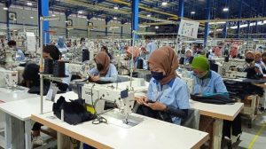 Pabrik Garmen Terbesar di Purwakarta Tutup, Ribuan Buruh Terkena PHK