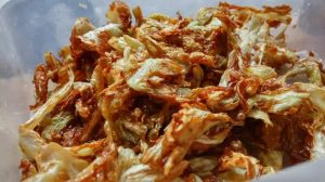Jangan Disepelekan, Ada Bahaya Besar Bagi Kesehatan Jika Sering Makan Kol Goreng