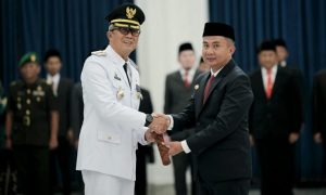 Agus Mulyadi Resmi Dilantik Sebagai Penjabat Wali Kota Cirebon