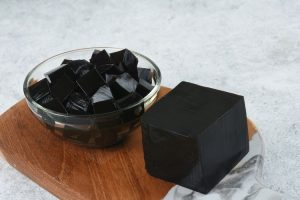 Mengenal Manfaat Cincau Hitam, Selain Lezat Juga Berkhasiat