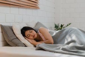 Halo Wargi! Berikut 3 Hal yang Tidak Boleh Dilakukan Sebelum Tidur