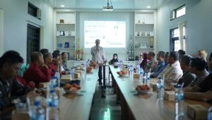 Kendalikan Inflasi, Pj Bupati Subang Ajak Kades Tanam di Halaman Rumah