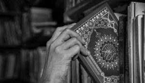 Dua Golongan Kaum Musyrik yang Mendustakan Al Quran yang Bakal Mendapat Siksaan Pedih