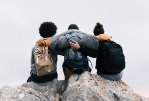 Inilah Tips Menjalin Pertemanan dengan Introvert Biar Lebih Akrab Padamu