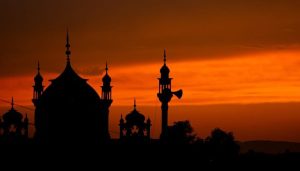 Catat! Ini Tips Meraih Malam Lailatul Qodar di Bulan Ramadan