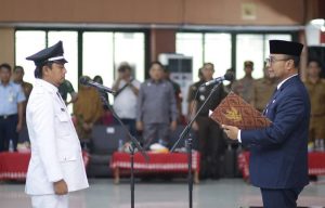Pj. Bupati Subang Lantik Solehudin Sebagai Kepala Desa Blanakan
