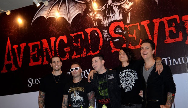 Avenged Sevenfold Siap Mengguncang GBK Jakarta dengan Konser Spesial!