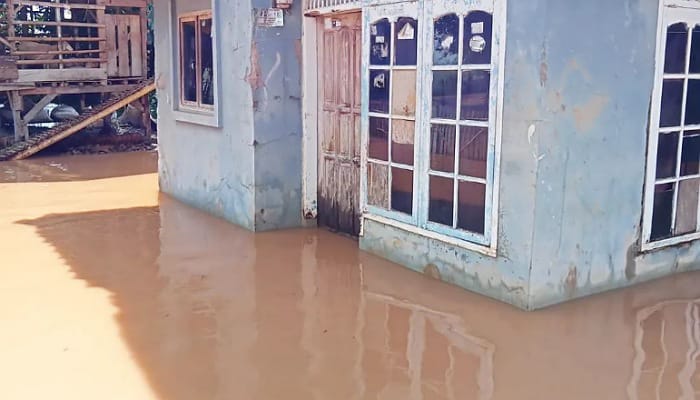 Akibat Curah Hujan Tinggi, 20 Rumah Warga Rancamahi Subang Terendam Air