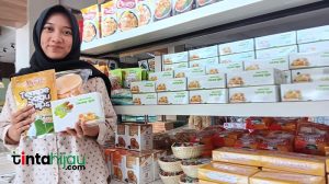 Toko Oleh-oleh Lampu Satu Subang, Sediakan Ratusan Oleh-oleh yang Pas Buat Dibawa Pulang Sehabis Wisata