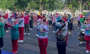 Kampanye Gaya Hidup Sehat, RSUD Subang Gelar Senam Sehat Bersama Ratusan Ibu-ibu