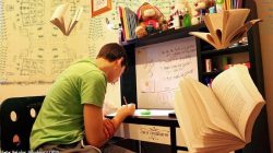 Begini Tips Mengerjakan PR Agar Tidak Malas!