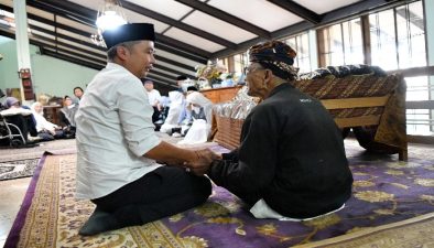 Bey Machmudin Kenang Ketegasan Solihin GP Saat Jabat Gubernur Jabar