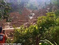 Longsor Terjang Dua Kampung di Sukabumi, Satu Anak Meninggal Dunia
