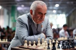 Pemerintah Rusia Masukkan Pecatur Garry Kasparov dalam Daftar Teroris dan Ekstremis