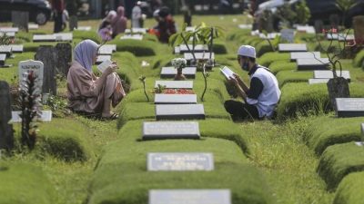 Tata Cara Ziarah Kubur Menjelang Ramadan dan Doa-Doa Pilihan
