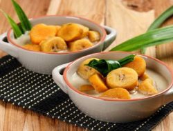 Mengenal Asal Usul Kolak, Makanan Tradisi Berbuka Puasa yang Otentik Indonesia