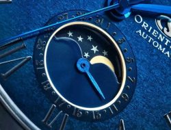Fitur Moonphase Pada Jam Tangan Katanya Bisa Pantau Hilal. Berikut Cara Kerjanya