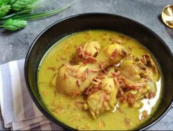 Resep Opor Ayam Belimbing Wuluh: Menu Istimewa untuk Sahur atau Buka Puasa