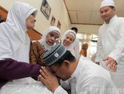 Inilah Ucapan Sungkeman Berbahasa Jawa saat Hari Raya Idul Fitri
