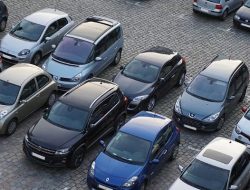 Simak! Ini Tips Aman Hindari Pencurian Barang di Dalam Mobil!