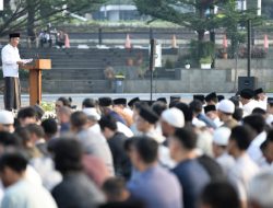 Maknai Idul Fitri, Pj Gubernur Jabar Ajak Jaga Kerukunan